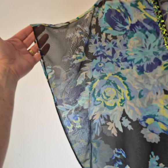 Free People Sheer Floral Sequin Beaded V-Neck Overlay Top Size XS - Picture 5 of 8